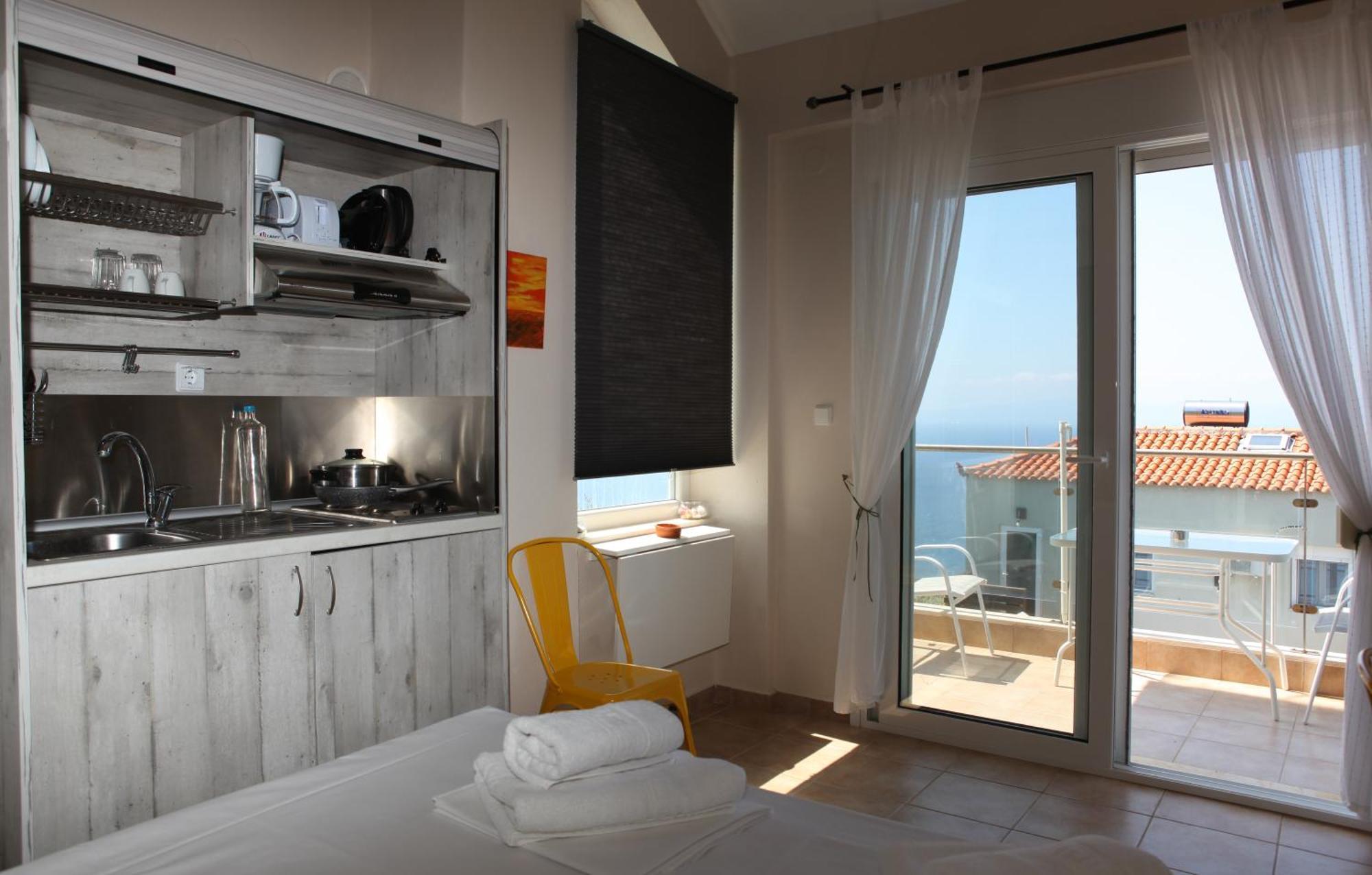 Axion Esti Apartments Скопелос Екстериор снимка